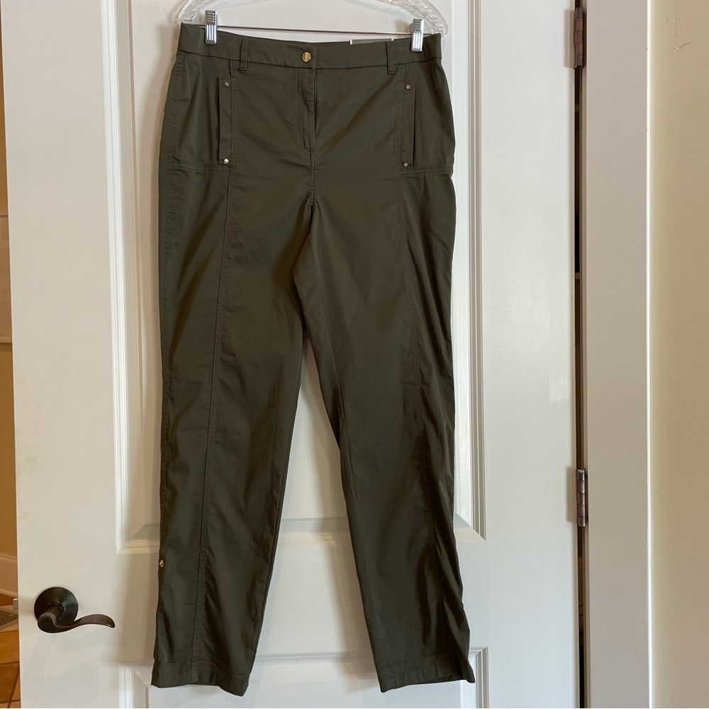 NWT Chicos The Ultimate Fit Utility Pants